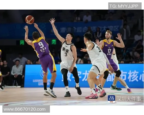 全运会回顾：重庆篮球队展现出强大实力与团队精神的精彩表现